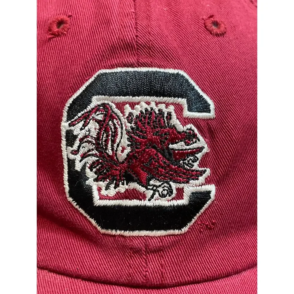 Captivating Headgear Gamecocks OSFM Garnet Cotton Strapback Hat